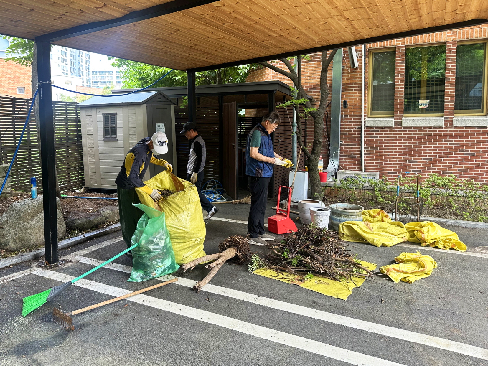 KakaoTalk_20260525_124625211_09.jpg